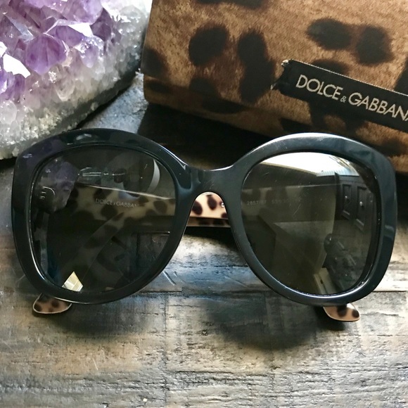 Dolce & Gabbana Accessories - Oversized D&G Sunglasses